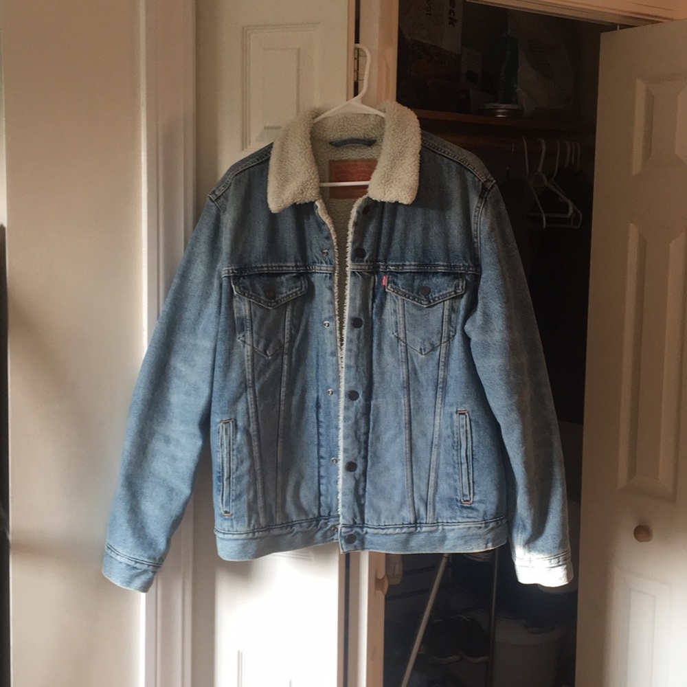 COPY - Size L Levi's jean jacket